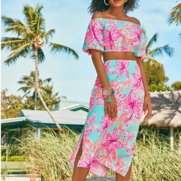 LILLY PULITZER Dresses & Skirts - LILLY PULITZER Esmeray Set Surf Blue Bonita Blooms Skirt Puff Crop Top⌚🏃⚡💨🚚